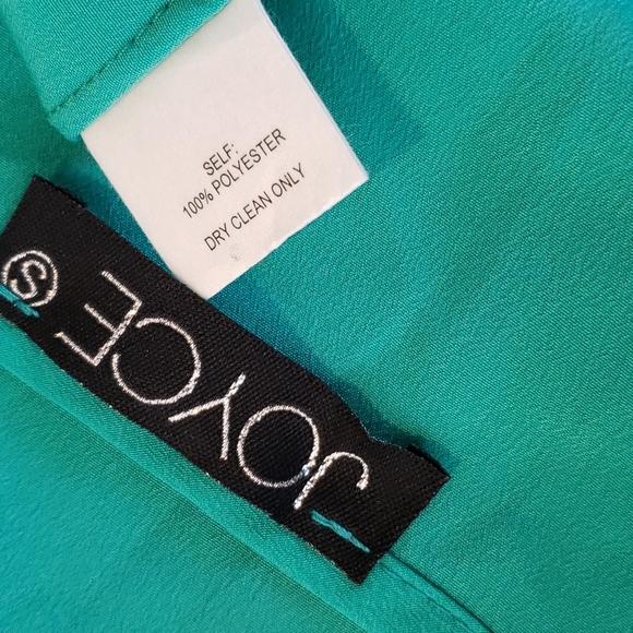 Joyce Crop Top - Picture 6 of 6